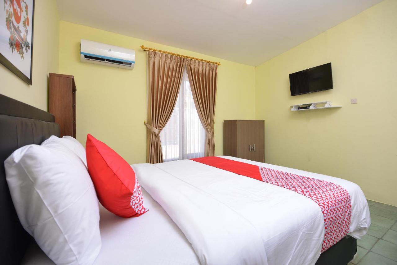 Super Oyo 1046 Omah Pathok Hotel Jogjacarta Exterior foto