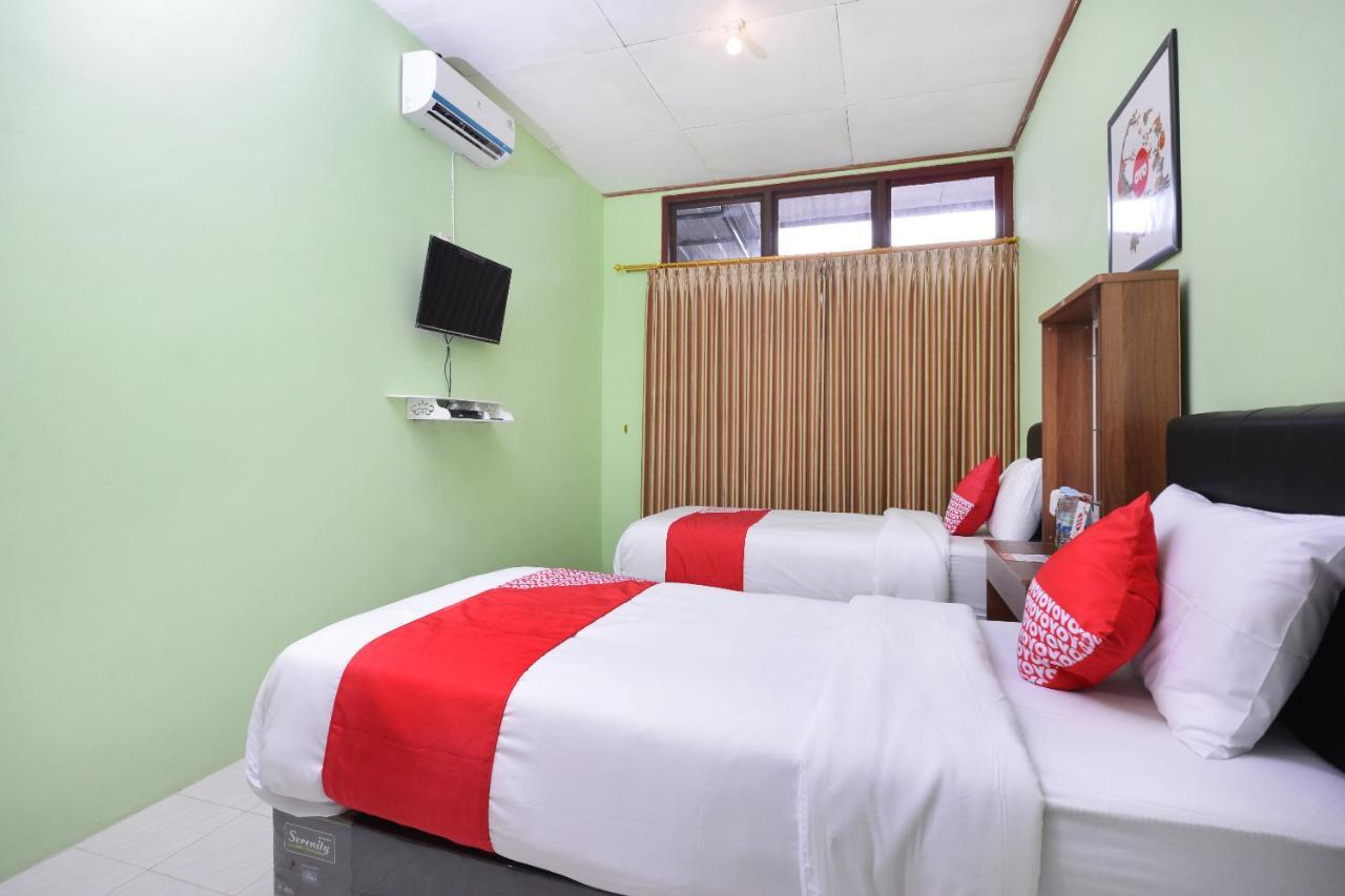 Super Oyo 1046 Omah Pathok Hotel Jogjacarta Exterior foto