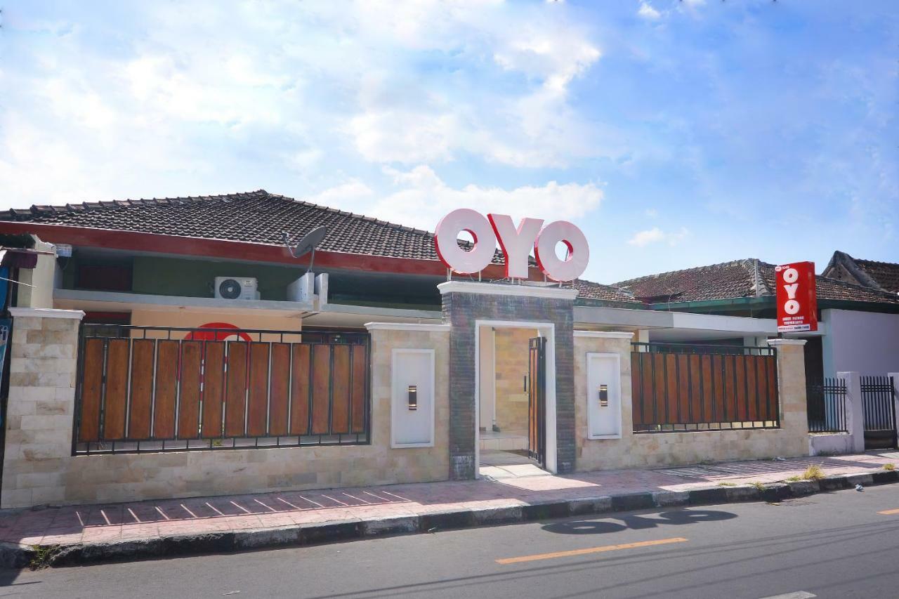 Super Oyo 1046 Omah Pathok Hotel Jogjacarta Exterior foto